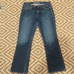 Old Navy Women’s Sweetheart Curvy Jeans size 4 short
